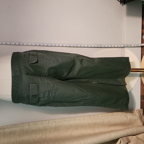 Daisy Fuentes Capris size 6P - Picture 3 of 8